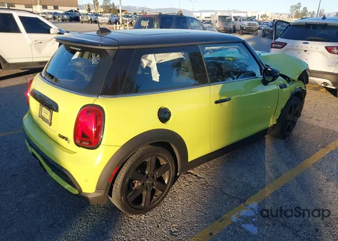 2023 Mini Hardtop Cooper S z USA, uszkodzony, nr VIN WMW53DH0XP2T76063